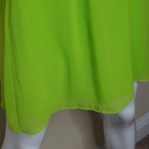 Bebe Neon Green Sequin Cold Shoulder Dress SZ XS/TP - Picture 7 of 9